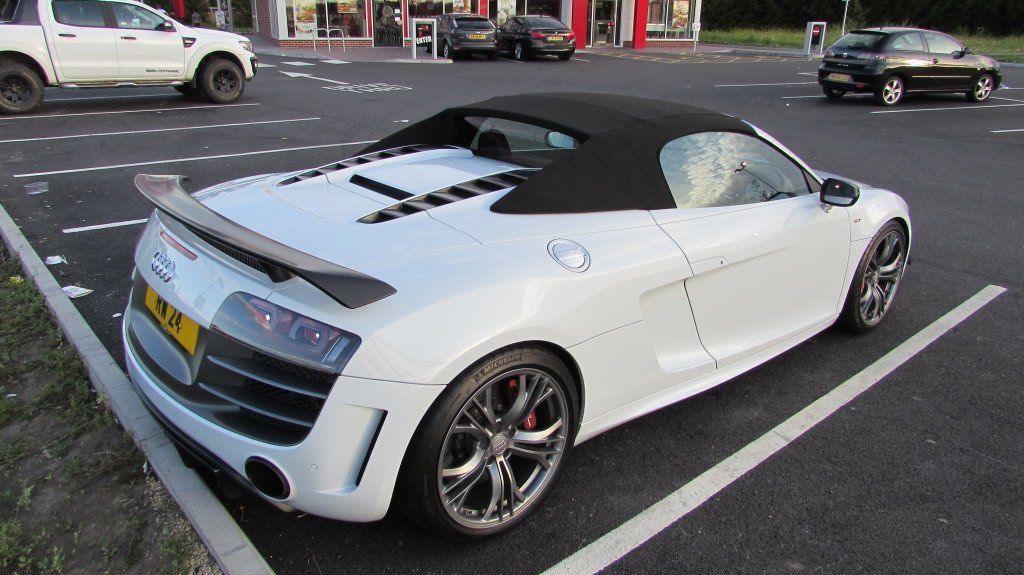 435107R8GT1509.jpg