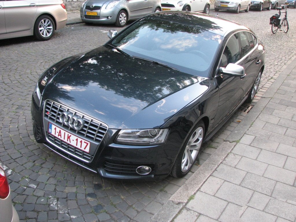 435575068S5SPORTBACK.jpg