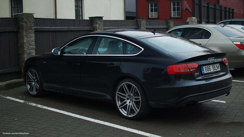 436559509S5SPORTBACK.jpg