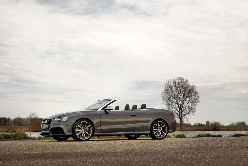 436915216RS5CABRIOLET.jpg