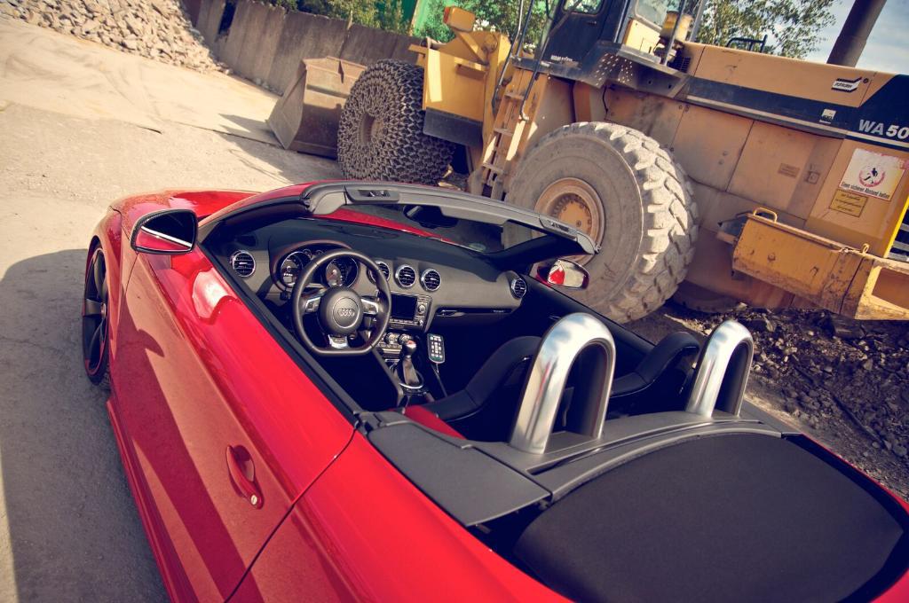 437042AUDITTRS1697.jpg
