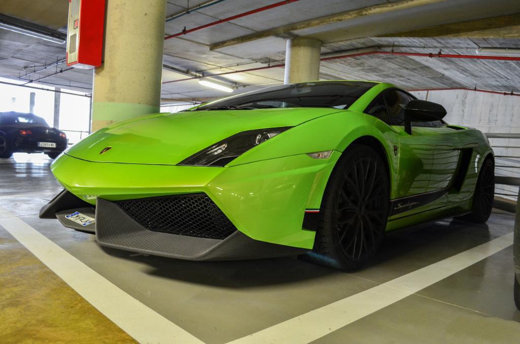 4372371396LAMBORGHINI570.jpg