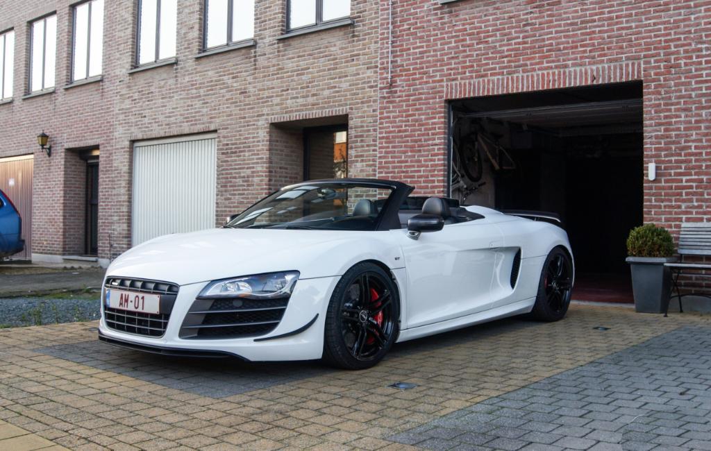 437835R8GT1831.jpg