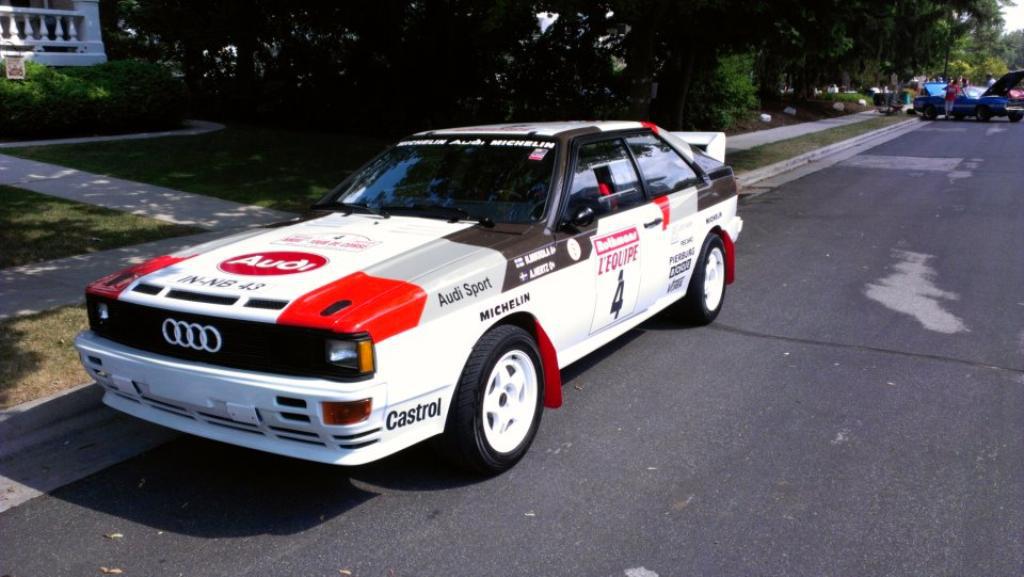 438182URQUATTRO880.jpg