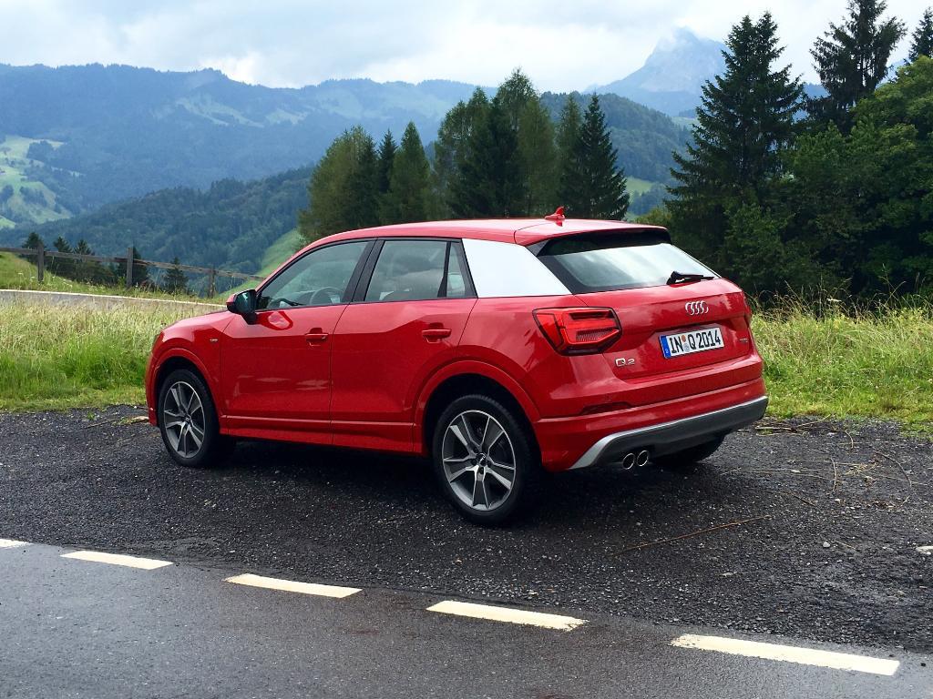 439701AUDIQ20349.jpg
