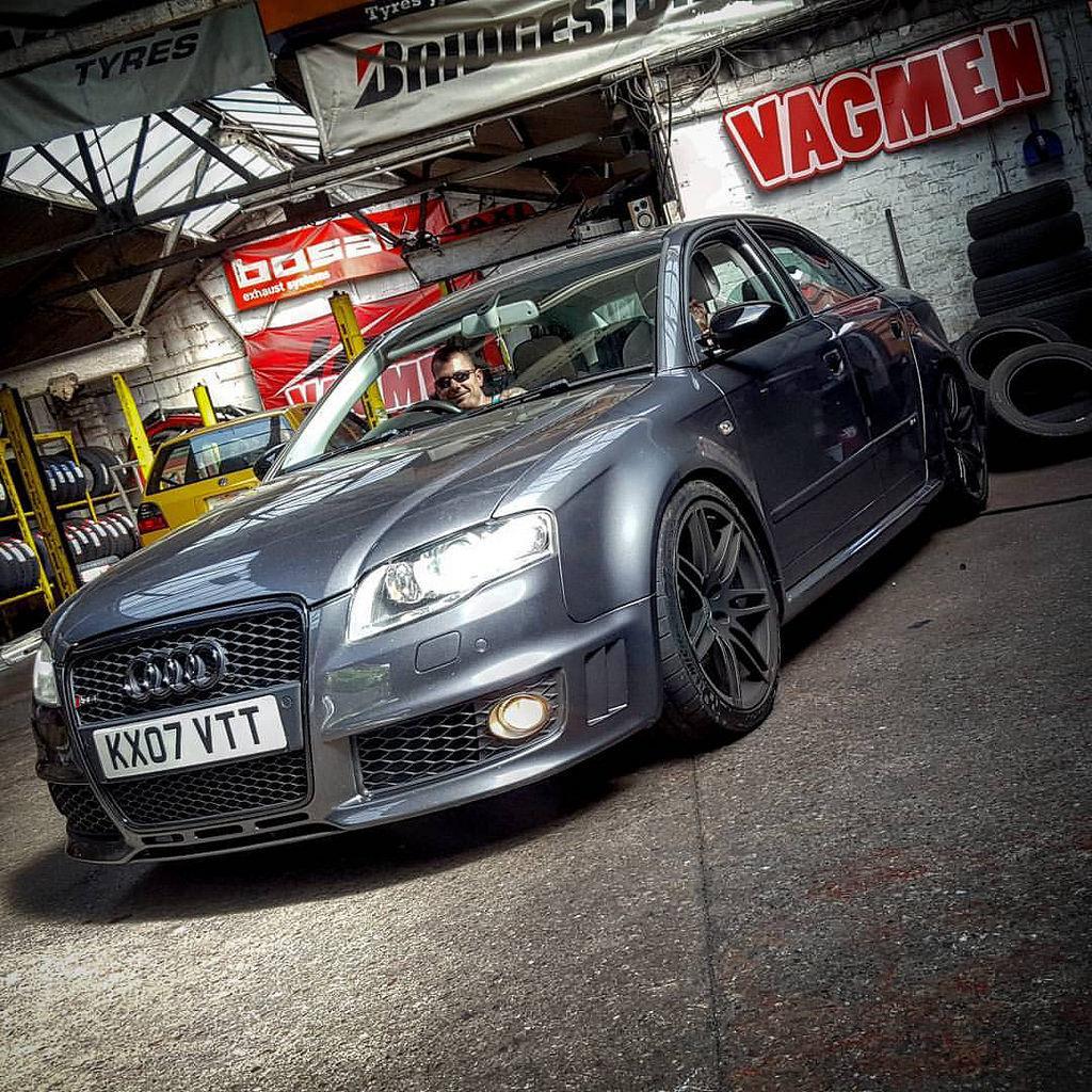 442762AUDIRS42698.jpg