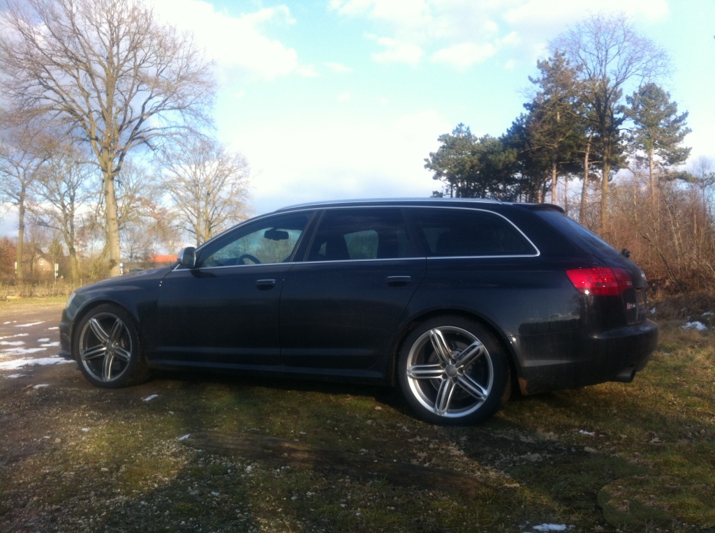 443027RS6694.jpg