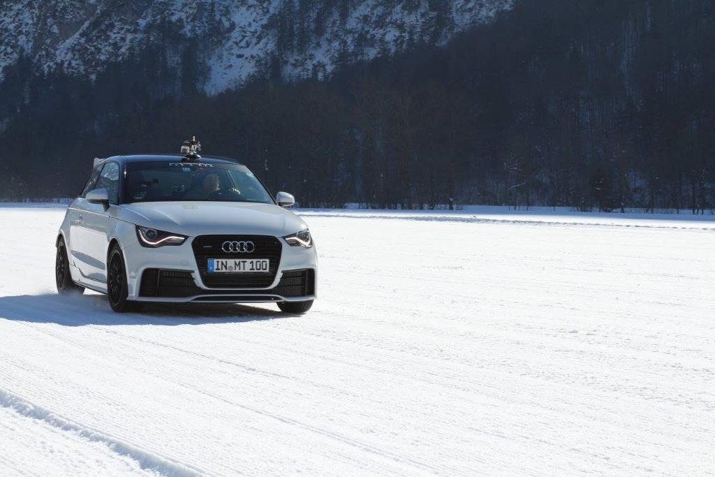 443327A1QUATTRO831.jpg