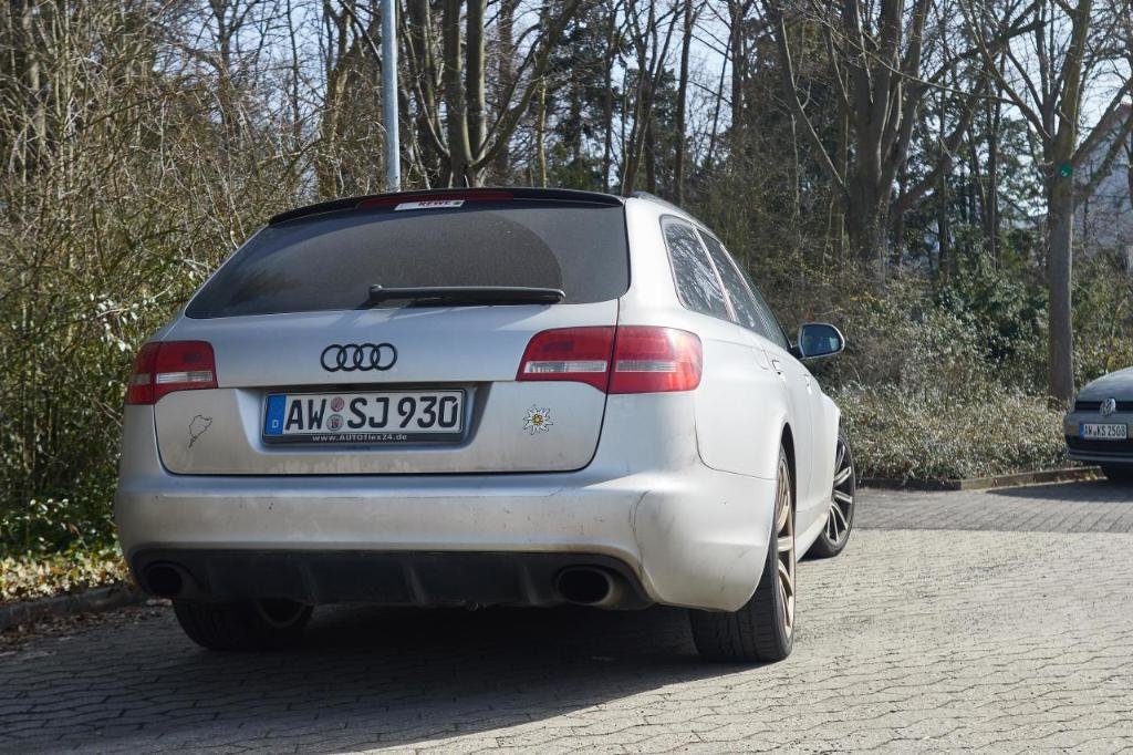 443640RS62549.jpg