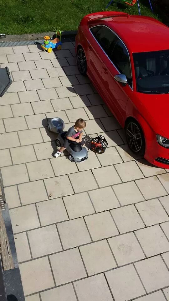 444350IMG43095845050499.jpg