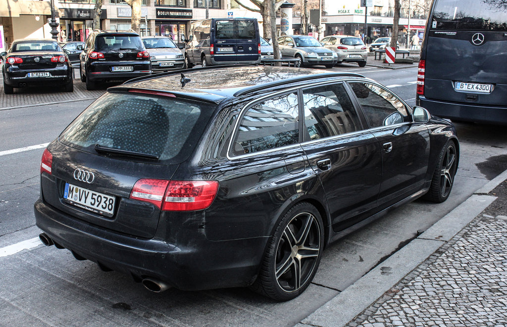 444541RS61012.jpg