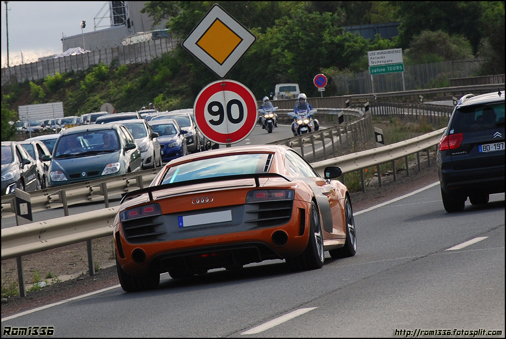 445361R8GT005ESQUIROU.jpg