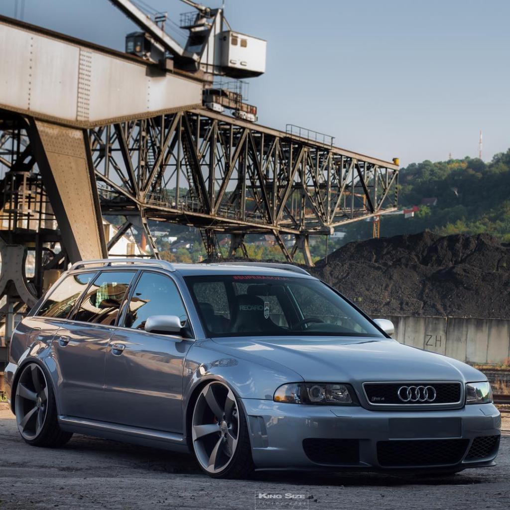 446062AUDIRS4B50080.jpg