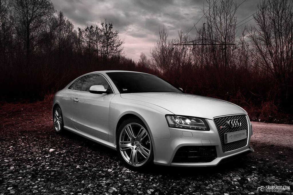 446578AUDIRS5591.jpg