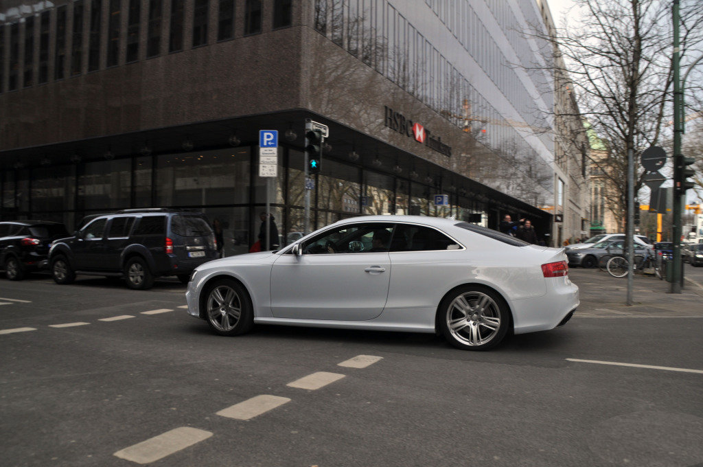 447745AUDIRS5776.jpg