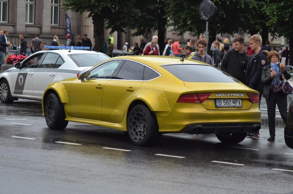 447792RS73509.jpg