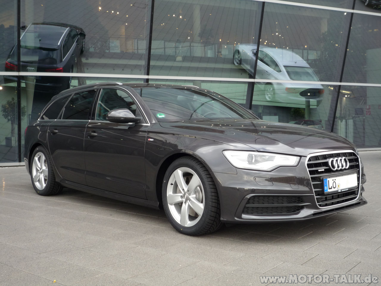 b_1_q_0_p_0.jpg?u=https%3A%2F%2Fdata.mot