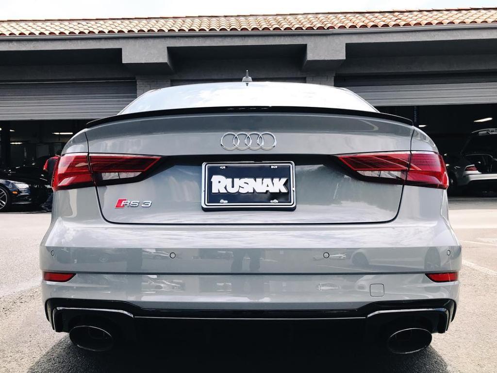448125RS38V3027.jpg