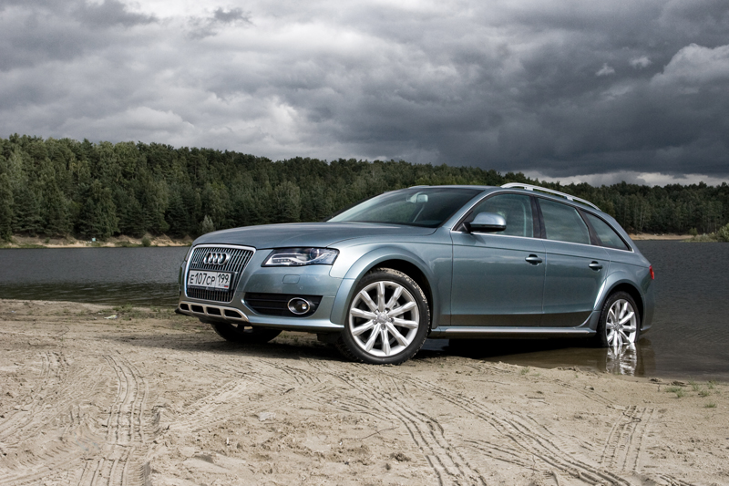 44819351AUDIA4ALLROAD.jpg