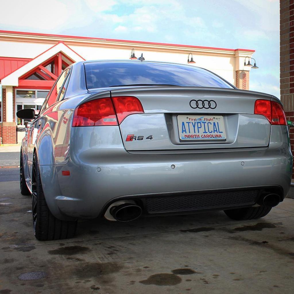 448853AUDIRS42926.jpg