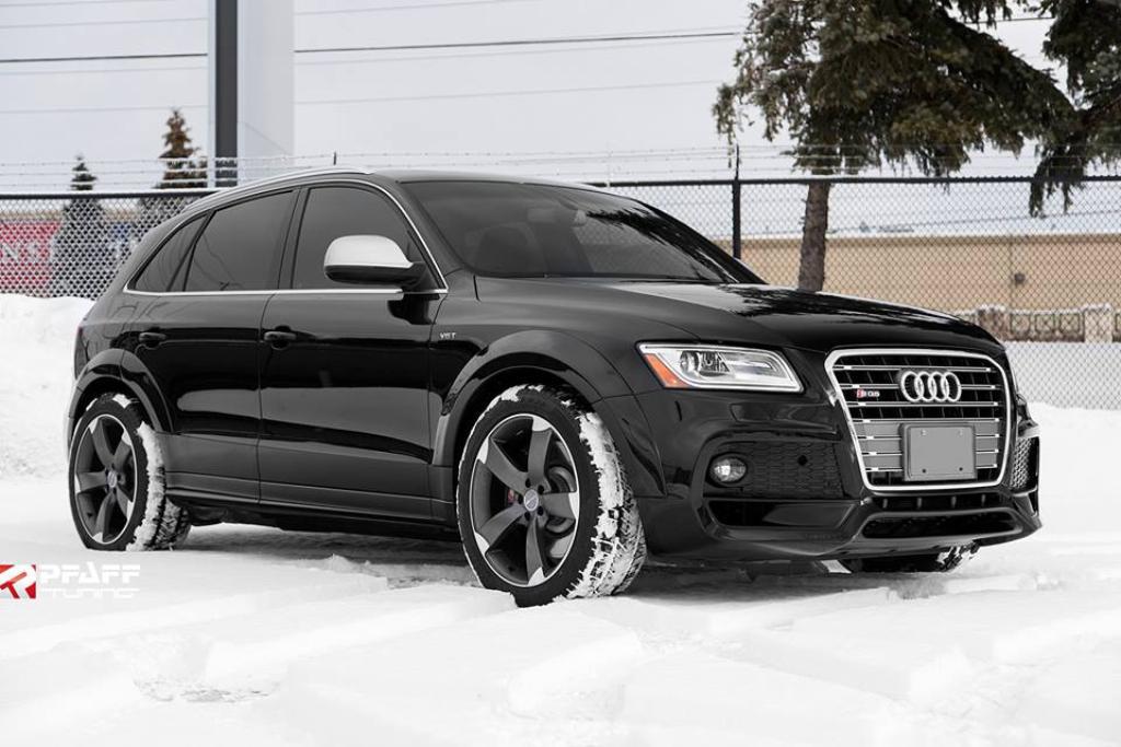 449018AUDISQ5903.jpg