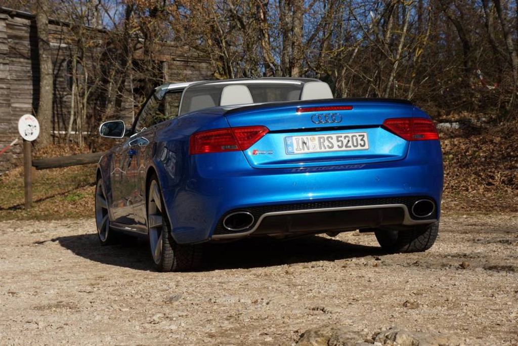 449828099RS5CABRIOLET.jpg