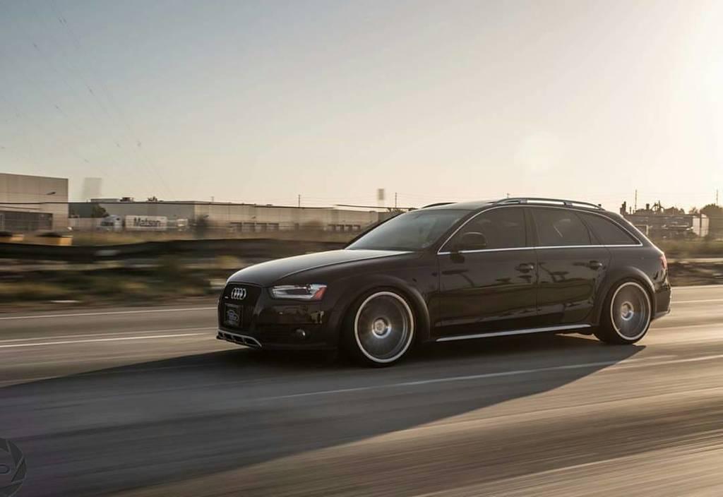 4508951592AUDIA4ALLROAD.jpg