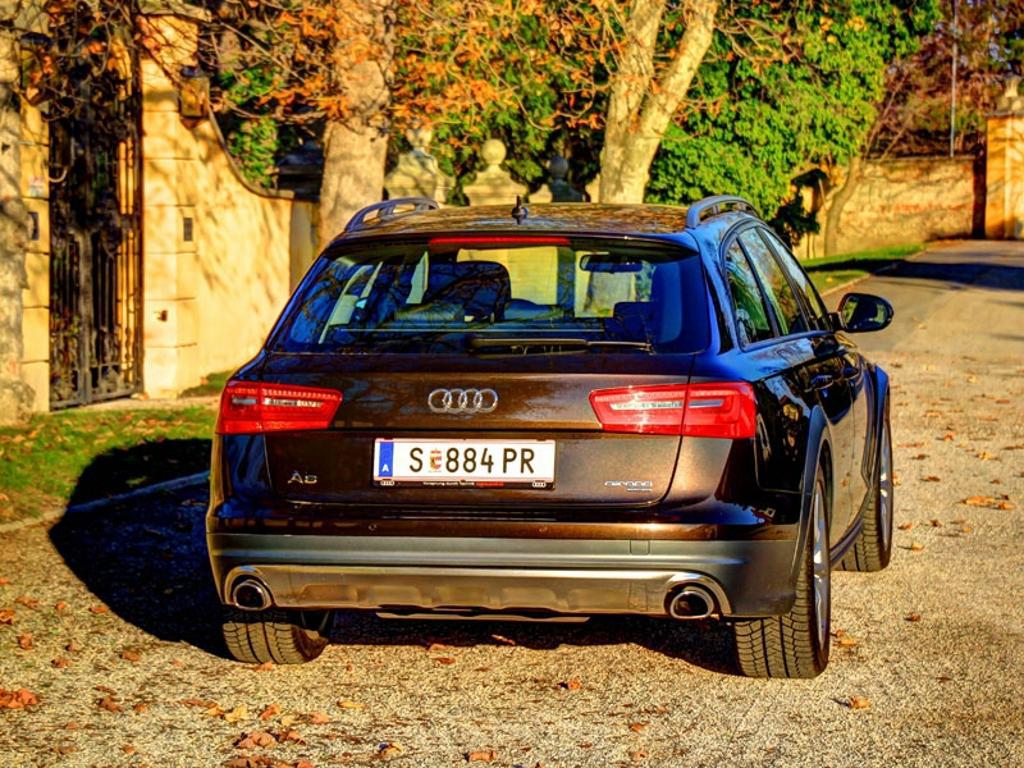 451574347AUDIA6C7ALLROAD.jpg