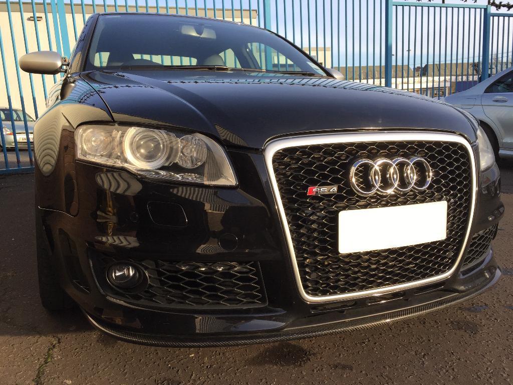 451977AUDIRS43240.jpg