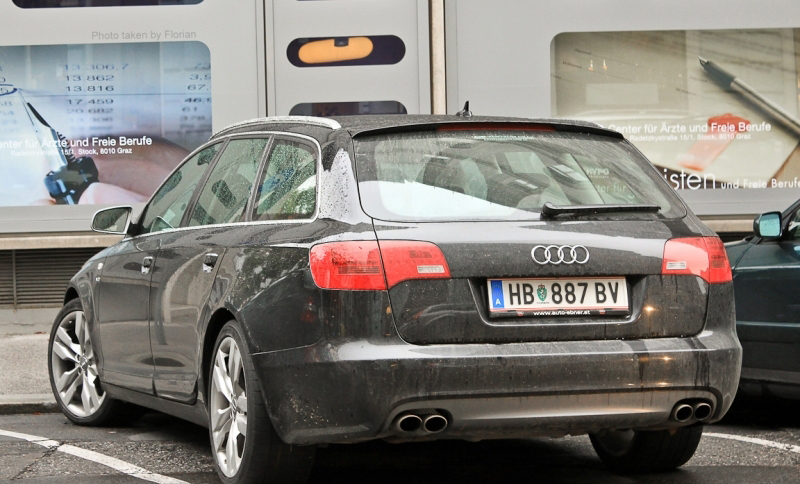 452401148S6ESQUIROU.jpg