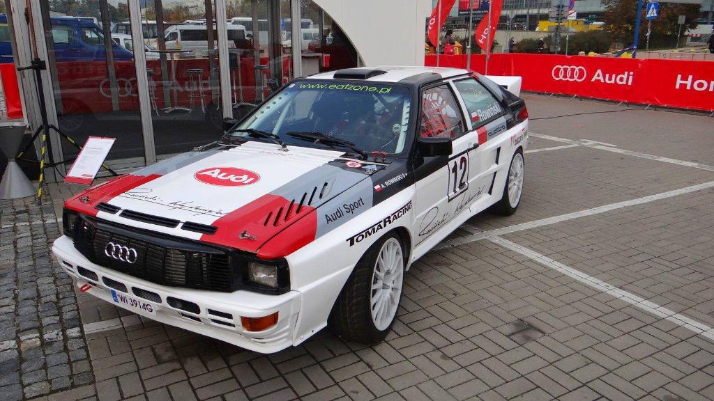 453305URQUATTRO392.jpg