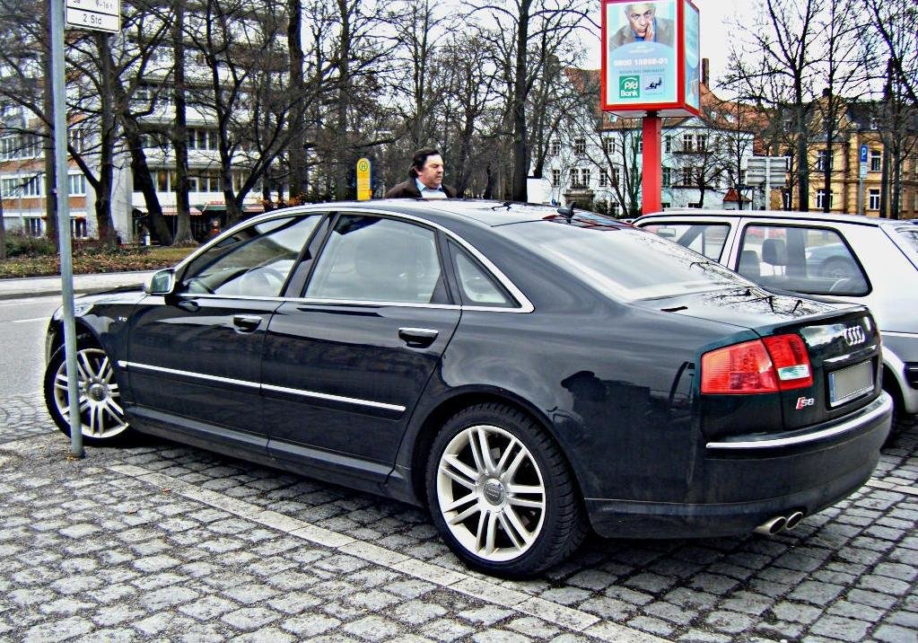 454304513S8D3.jpg