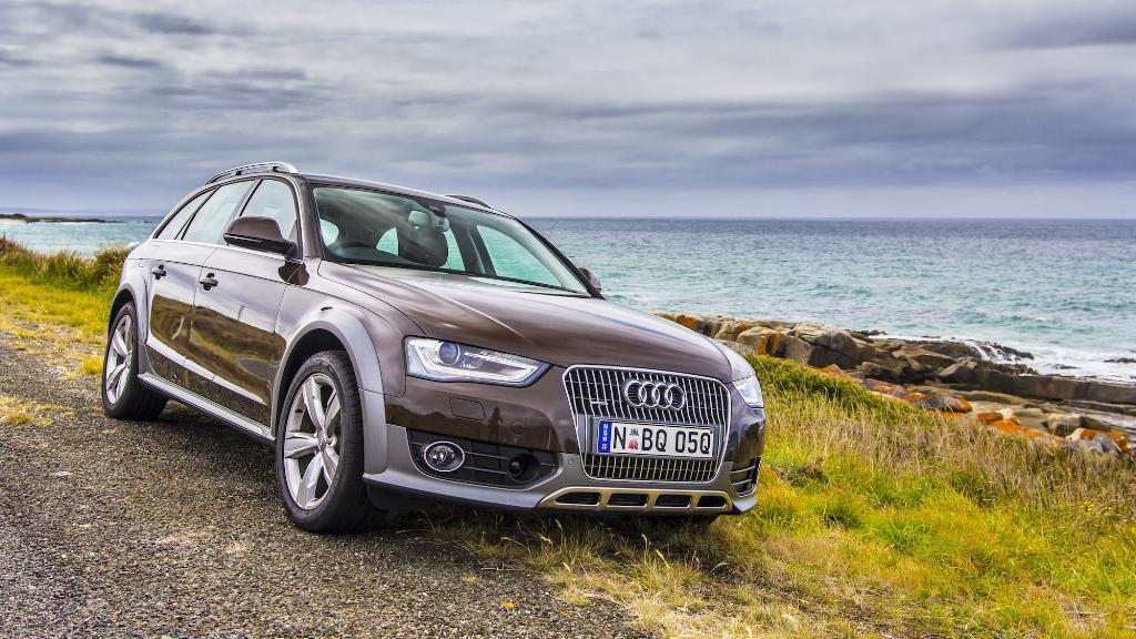 4545161197AUDIA4ALLROAD.jpg
