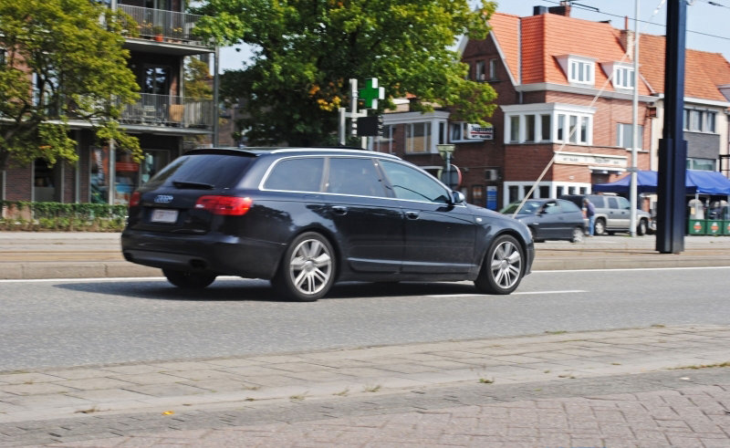 455628151S6ESQUIROU.jpg