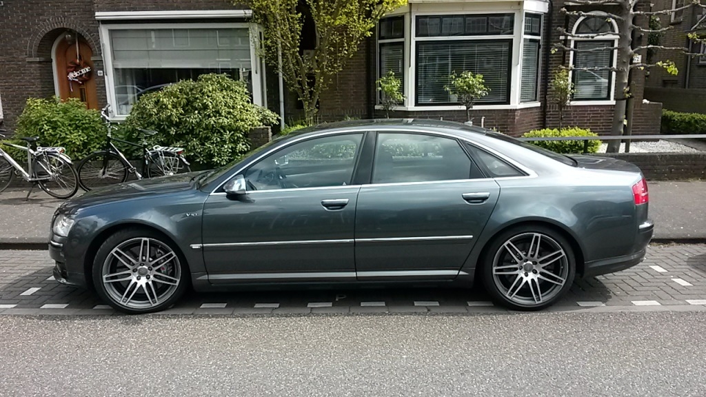 456733961S8D3.jpg