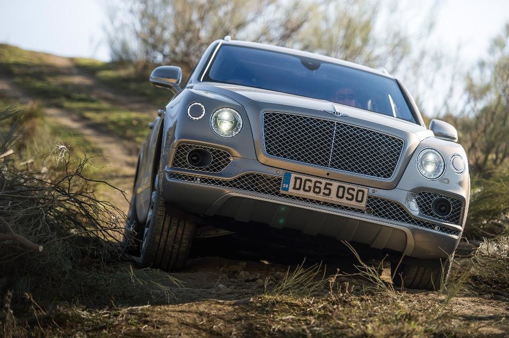 457254BENTAYGA0074.jpg