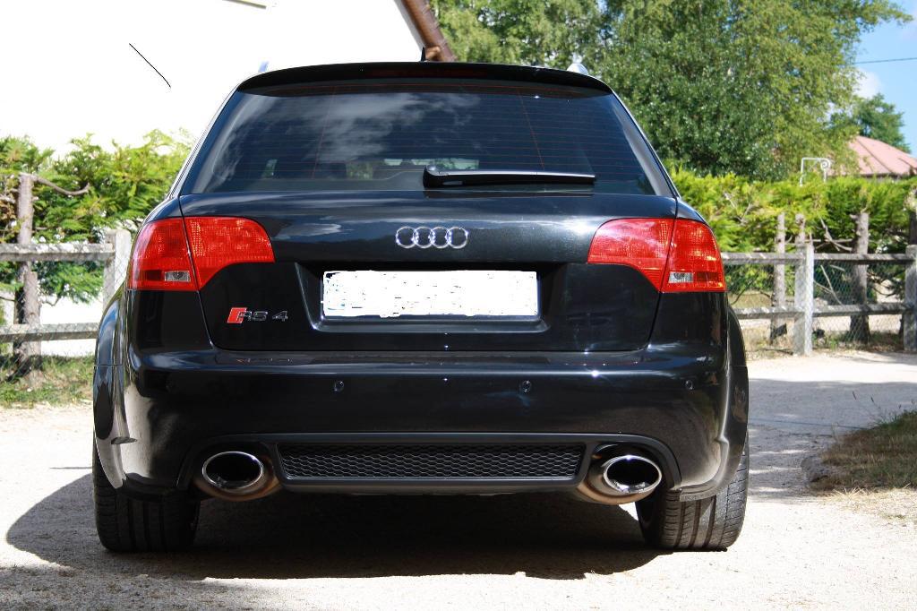 457484AUDIRS42425.jpg