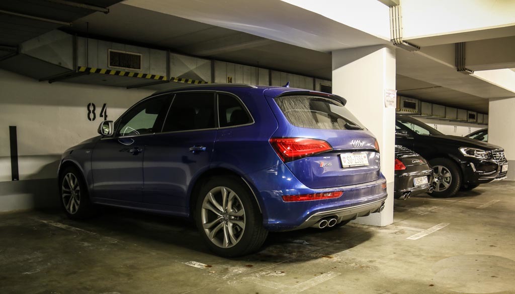 457513AUDISQ51367.jpg