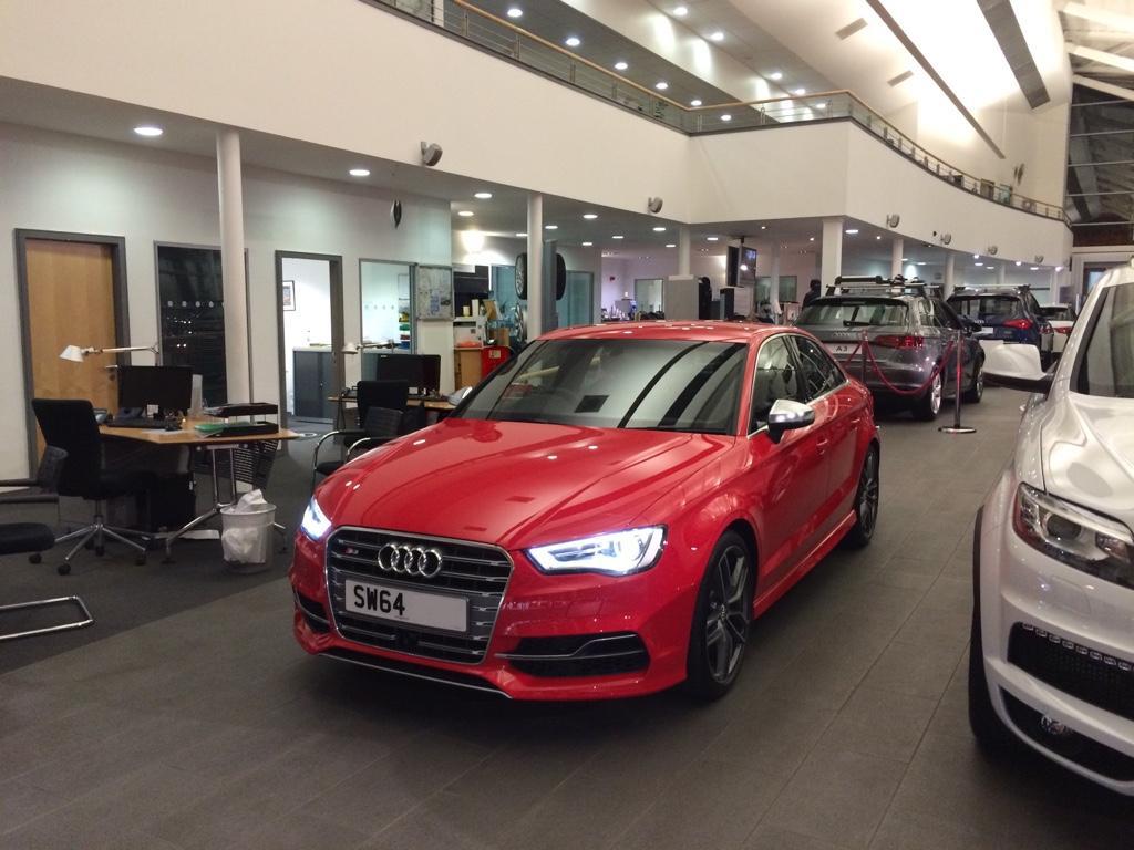 457785S38V1105.jpg