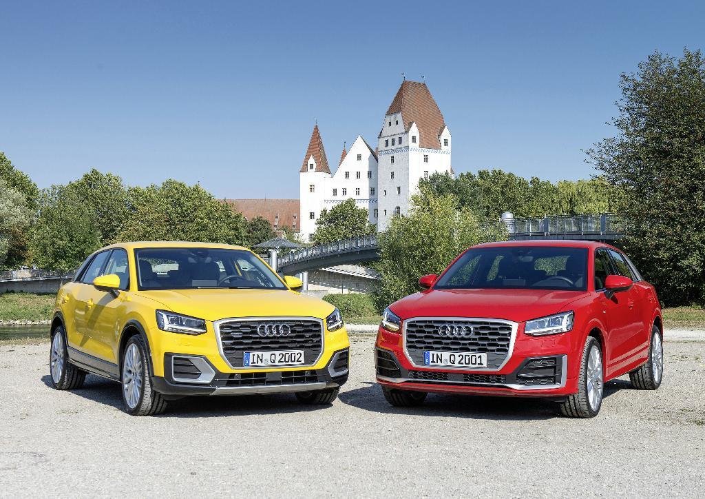 459249AUDIQ20605.jpg