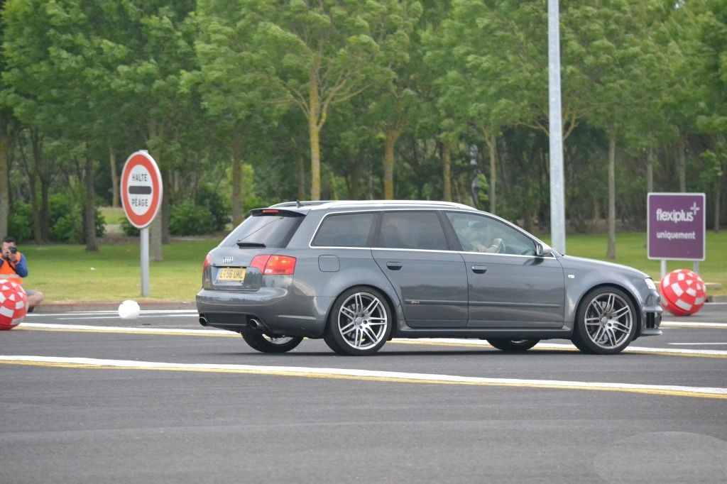 459385AUDIRS41241.jpg