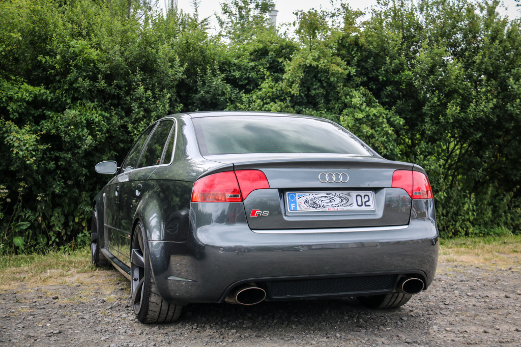 459773AUDIRS42142.jpg