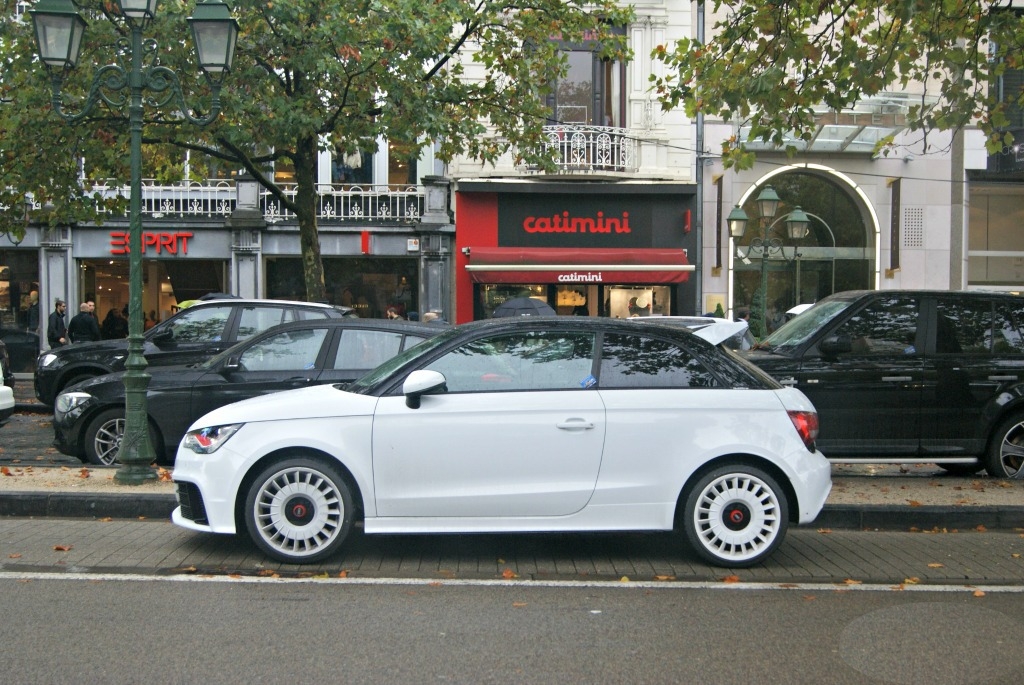 462862A1QUATTRO507.jpg