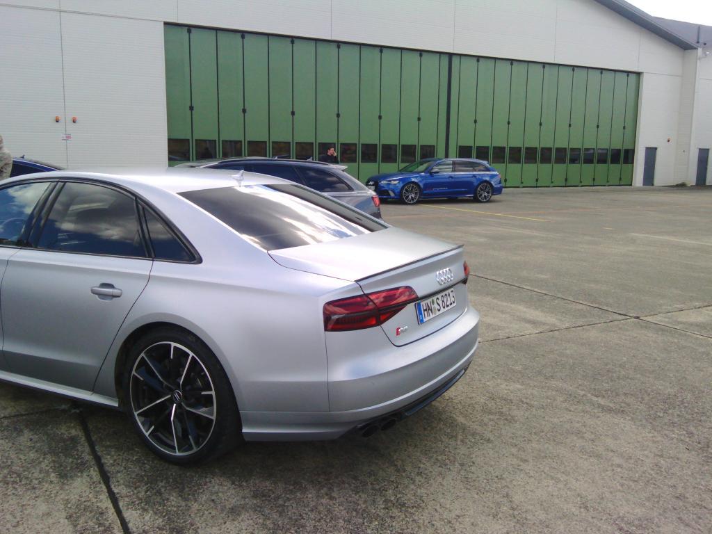 464085AUDIBA118066.jpg