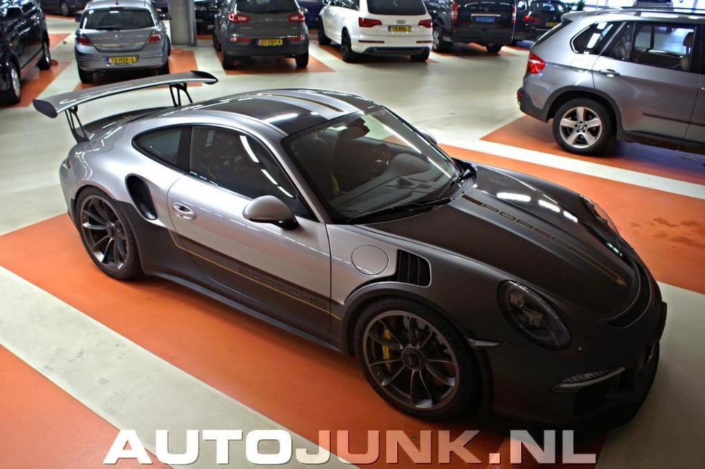 4641310149PORSCHE991GT3RS.jpg