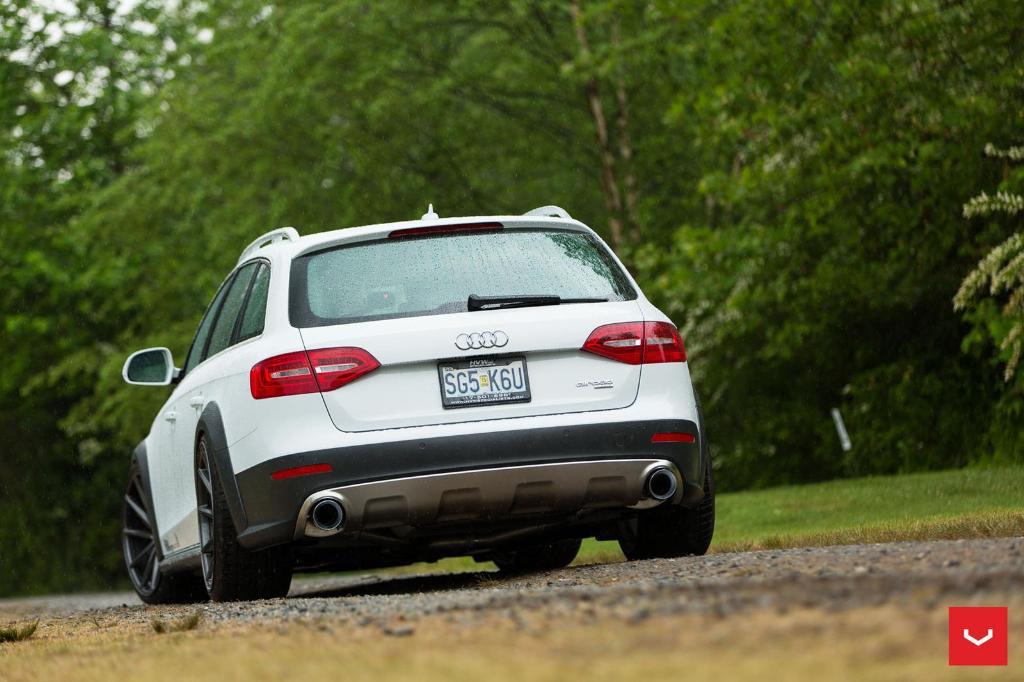 465598AUDIWHEELS0391WA4ALLROAD.jpg