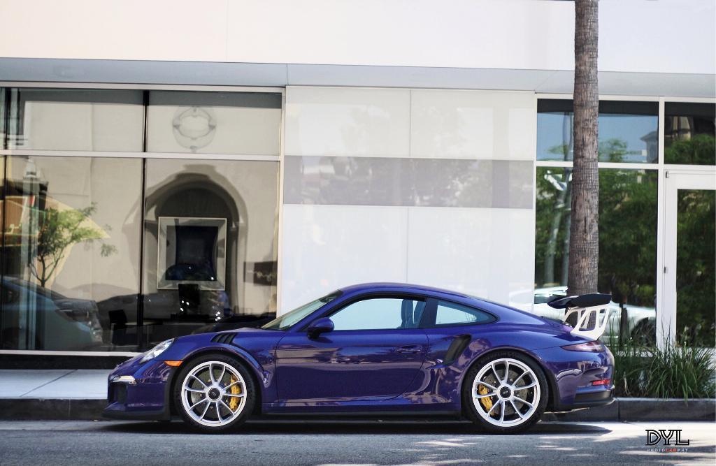 4658000416PORSCHE991GT3RS.jpg