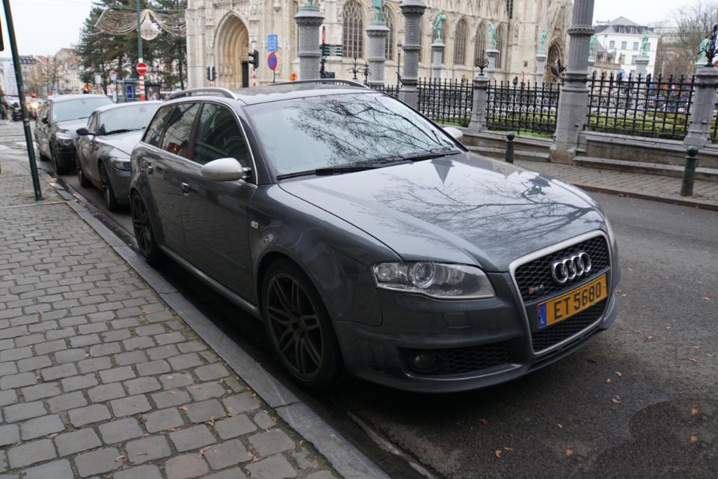 468793AUDIRS43042.jpg