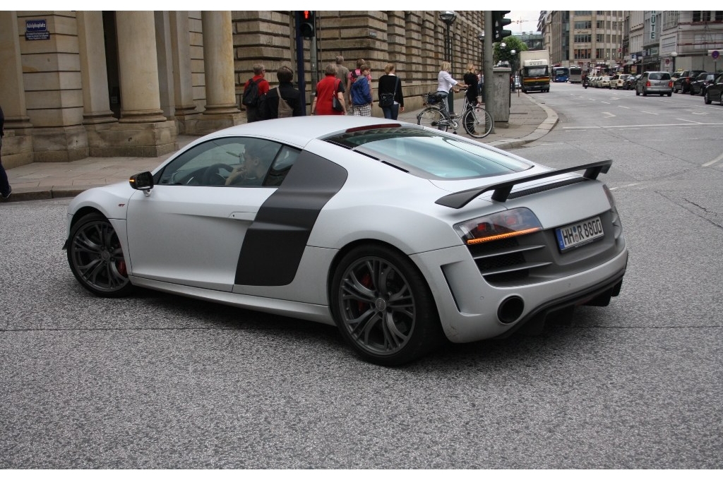 469924R8GT262ESQUIROU.jpg