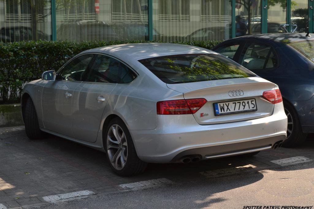 470019343S5SPORTBACK.jpg